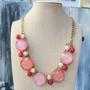 Vintage NY Pink and White Faceted Acrylic & Lucite Gold Tone Statement Necklace